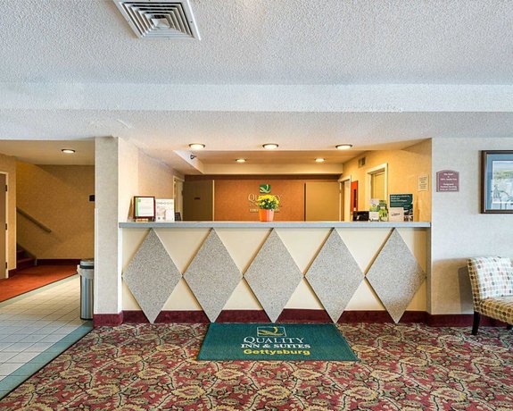 Imagen de los interiores del Hotel Remembrance Inn. Foto 17