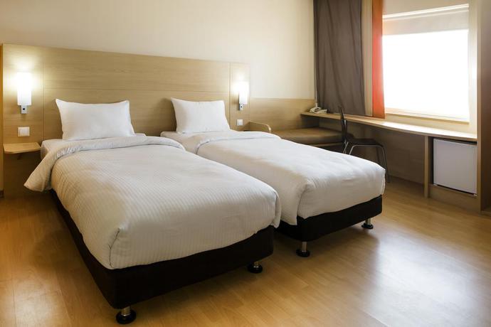 Imagen de la habitación del Hotel Remis. Foto 4