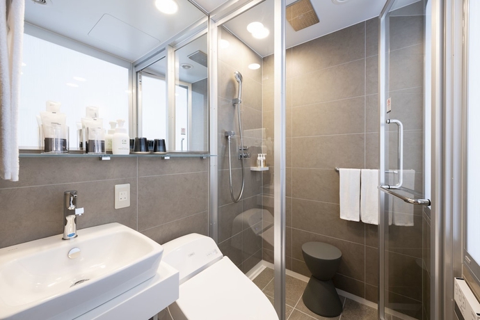 Imagen de la habitación del Hotel Remm Tokyo Kyobashi. Foto 16