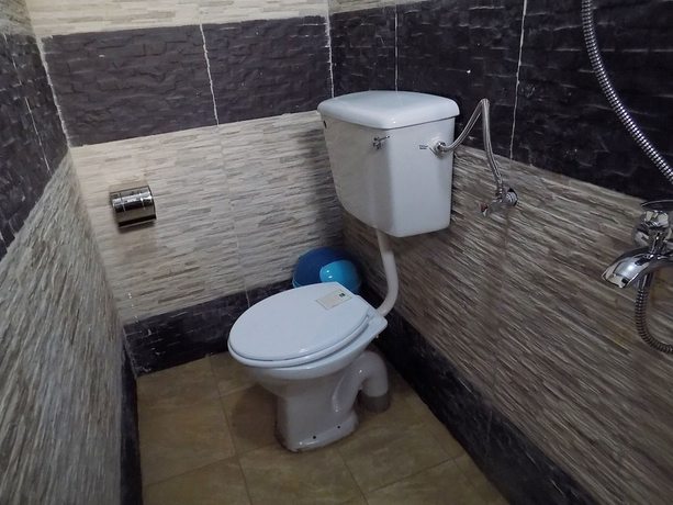 Imagen de la habitación del Hotel Remmings, Bwaise. Foto 8