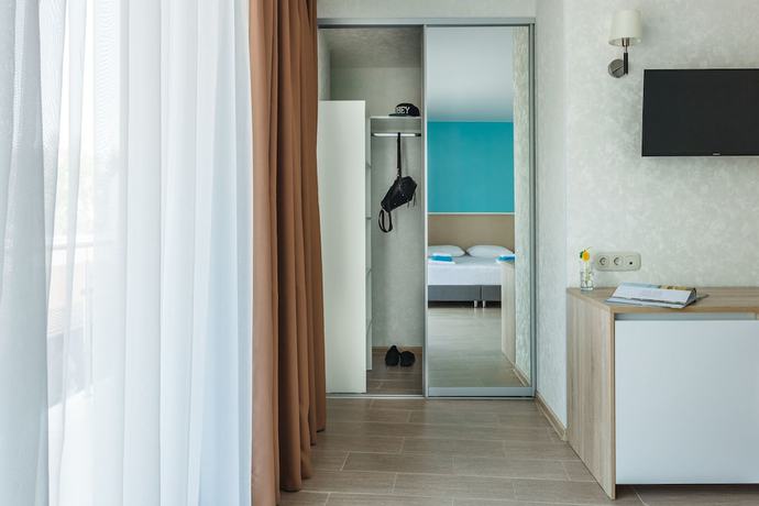 Imagen de la habitación del Hotel Remvi. Foto 20