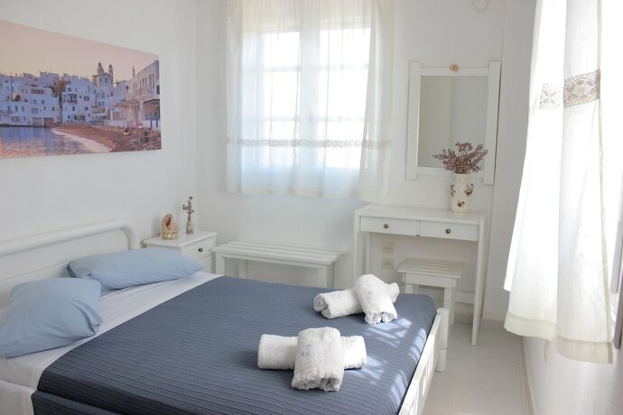 Imagen de la habitación del Hotel Remvi Studios. Foto 16