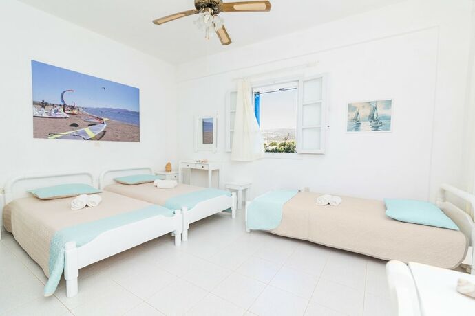 Imagen de la habitación del Hotel Remvi Studios. Foto 20