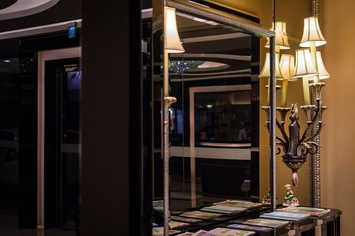 Imagen de los interiores del Hotel Ren Mei Fashion. Foto 31