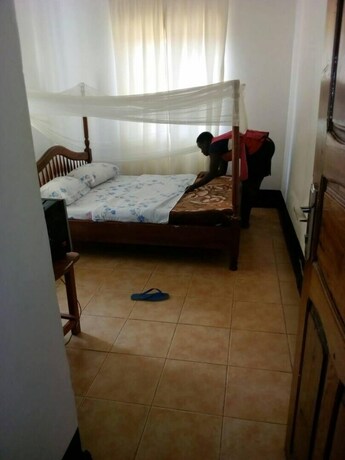 Imagen de la habitación del Hotel Rena Akasha Establishments. Foto 11