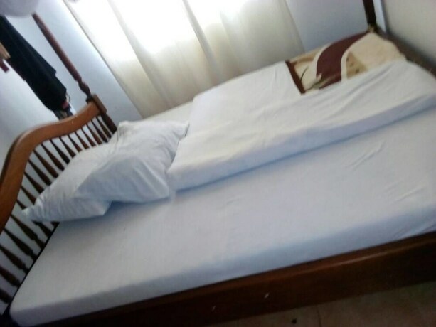Imagen de la habitación del Hotel Rena Akasha Establishments. Foto 16