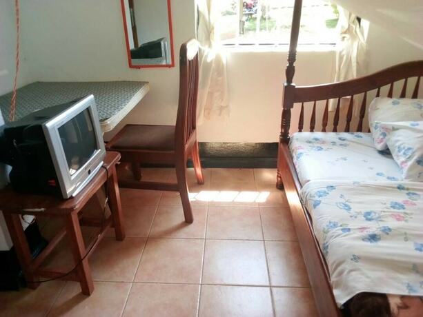 Imagen de la habitación del Hotel Rena Akasha Establishments. Foto 22