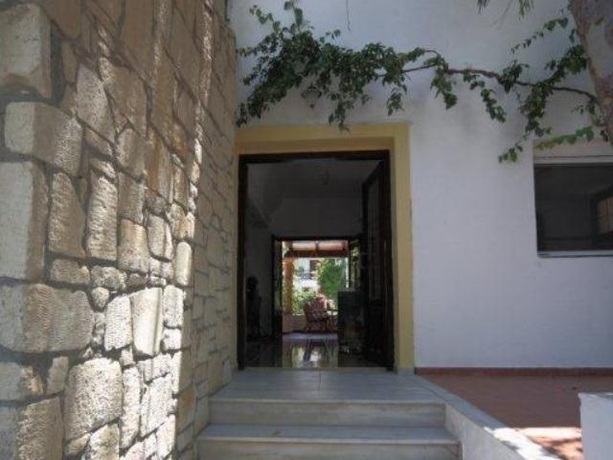 Imagen general del Hotel Rena Apartments by Checkin. Foto 15