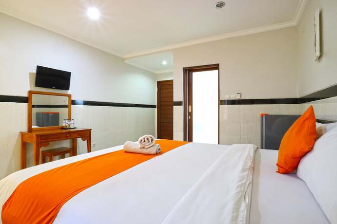 Imagen de la habitación del Hotel Rena Segara House. Foto 12