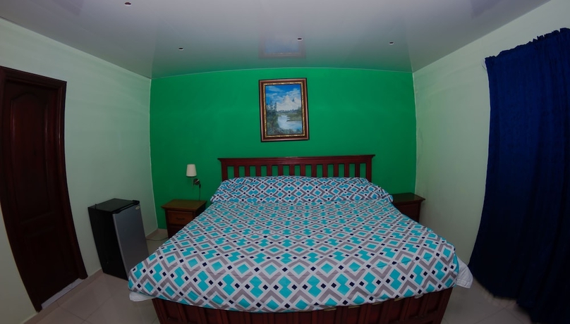 Imagen de la habitación del Hotel Renacer. Foto 9