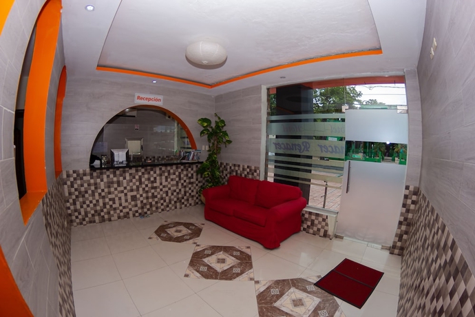 Imagen de los interiores del Hotel Renacer. Foto 16