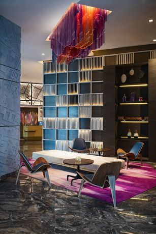 Imagen de los interiores del Hotel Renaissance Ahmedabad Sg Highway. Foto 9