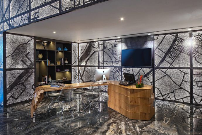 Imagen de los interiores del Hotel Renaissance Ahmedabad Sg Highway. Foto 10
