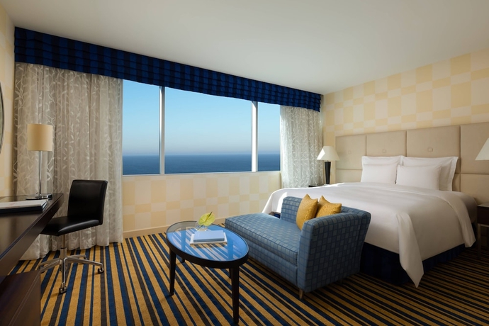 Imagen de la habitación del Hotel Renaissance Aktau. Foto 7