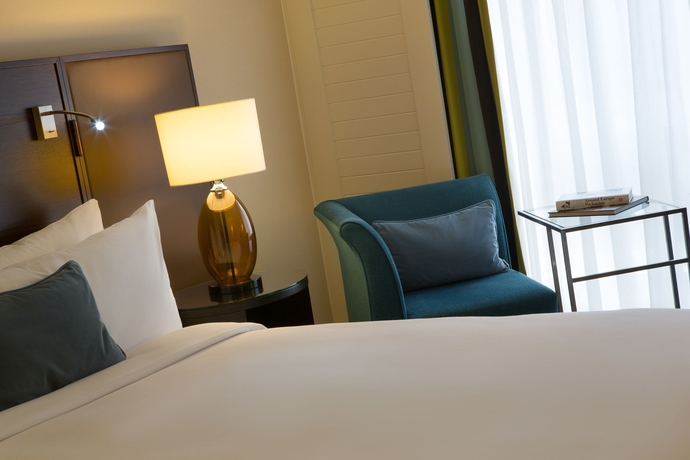 Imagen de la habitación del Hotel Renaissance Amsterdam. Foto 3