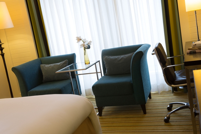 Imagen de la habitación del Hotel Renaissance Amsterdam. Foto 13