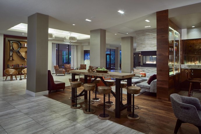 Imagen de los interiores del Hotel Renaissance Asheville Downtown. Foto 18