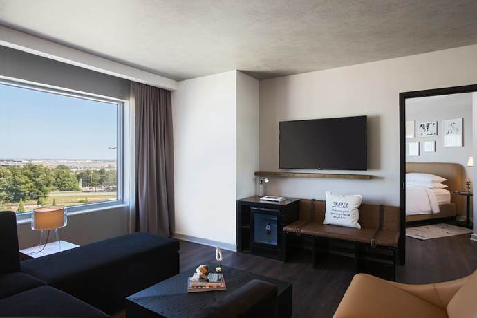 Imagen de la habitación del Hotel Renaissance Atlanta Airport Gateway. Foto 3