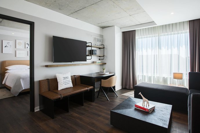 Imagen de la habitación del Hotel Renaissance Atlanta Airport Gateway. Foto 15