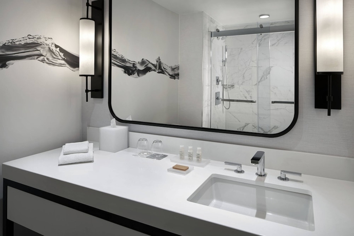 Imagen de la habitación del Hotel Renaissance Baltimore Harborplace. Foto 5