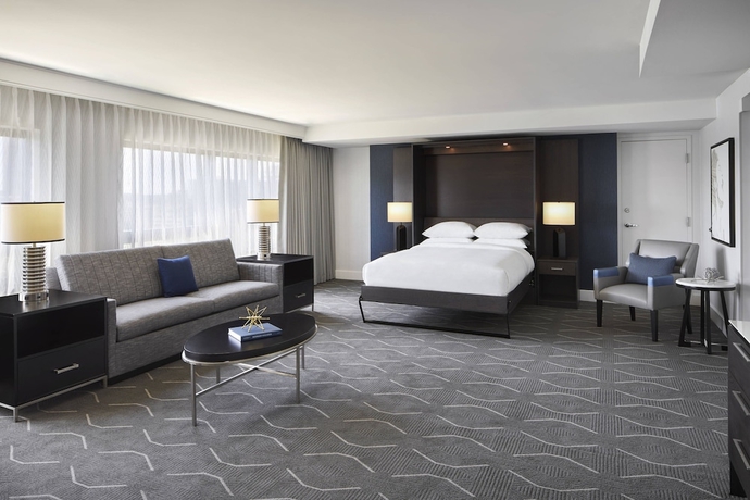 Imagen de la habitación del Hotel Renaissance Baltimore Harborplace. Foto 10