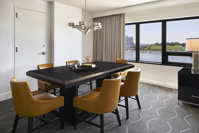 Imagen de la habitación del Hotel Renaissance Baltimore Harborplace. Foto 12