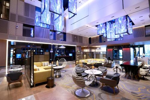 Imagen general del Hotel Renaissance Beijing Haidian. Foto 1