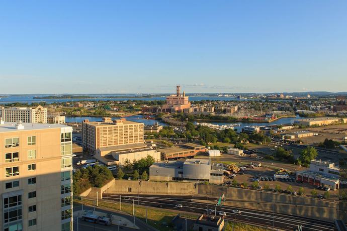 Imagen general del Hotel Renaissance Boston Seaport. Foto 1