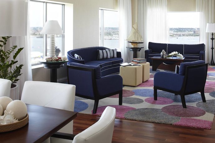 Imagen de la habitación del Hotel Renaissance Boston Seaport. Foto 6