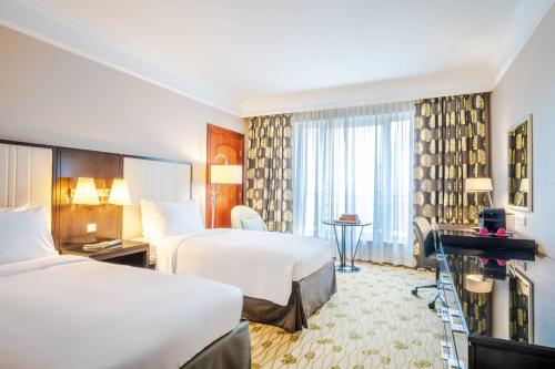 Imagen de la habitación del Hotel Renaissance Brussels. Foto 11