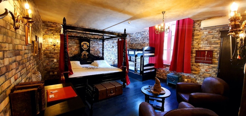 Imagen de la habitación del Hotel Renaissance, Castres. Foto 5