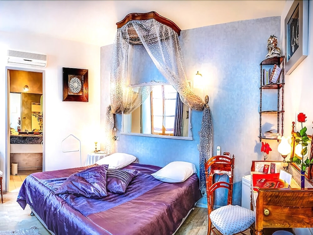 Imagen de la habitación del Hotel Renaissance, Castres. Foto 16