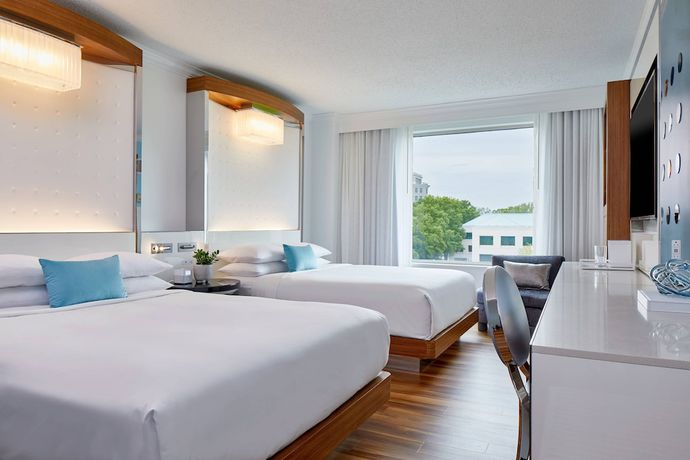 Imagen de la habitación del Hotel Renaissance Charlotte SouthPark. Foto 18