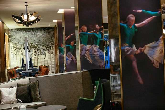 Imagen de los interiores del Hotel Renaissance Chicago Downtown. Foto 19