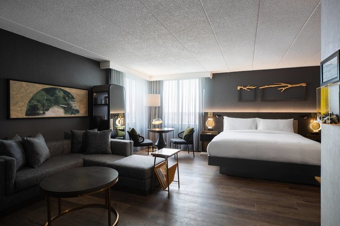 Imagen de la habitación del Hotel Renaissance Chicago North Shore Hotel. Foto 15