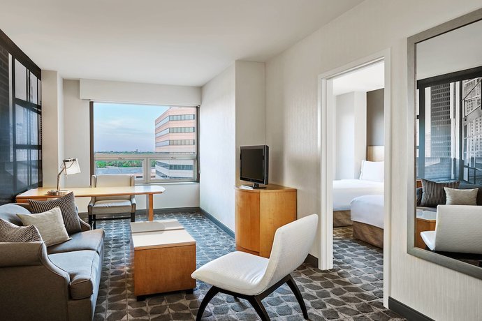 Imagen de la habitación del Hotel Renaissance Chicago O'hare Suites. Foto 3