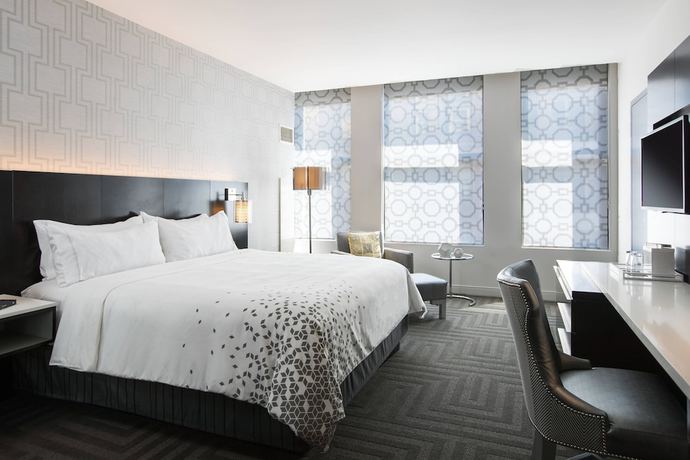 Imagen de la habitación del Hotel Renaissance Cincinnati Downtown. Foto 2