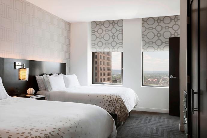 Imagen de la habitación del Hotel Renaissance Cincinnati Downtown. Foto 5