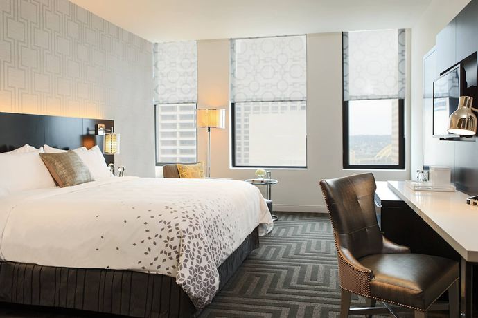 Imagen de la habitación del Hotel Renaissance Cincinnati Downtown. Foto 8