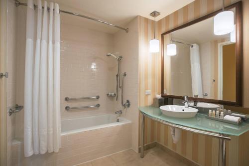 Imagen general del Hotel Renaissance Clubsport Aliso Viejo Laguna Beach Hot. Foto 3