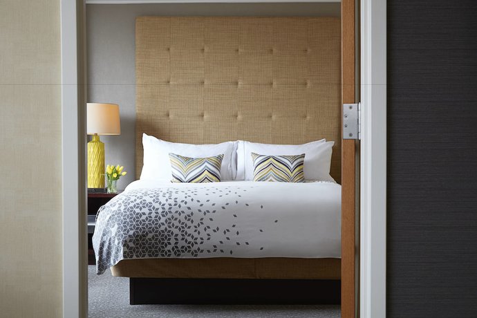 Imagen de la habitación del Hotel Renaissance Columbus Downtown. Foto 8