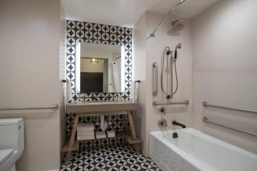 Imagen de la habitación del Hotel Renaissance Columbus Westerville-polaris. Foto 19
