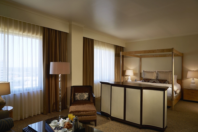 Imagen de la habitación del Hotel Renaissance Dallas Addison. Foto 6