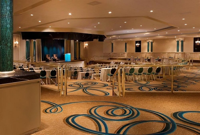 Imagen de los interiores del Hotel Renaissance Dallas Addison. Foto 12