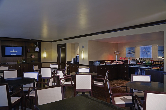 Imagen del bar/restaurante del Hotel Renaissance Dallas Addison. Foto 3