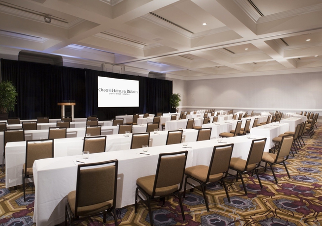 Imagen de los interiores del Hotel Renaissance Dallas North. Foto 9