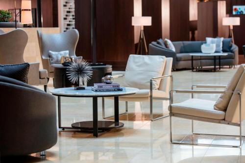 Imagen general del Hotel Renaissance Dallas Richardson. Foto 2