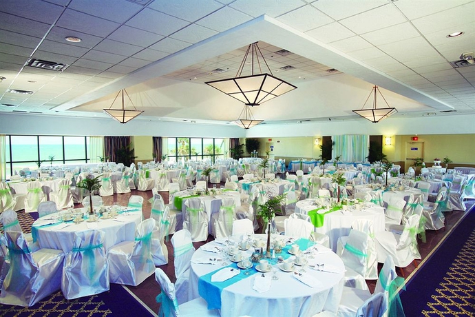 Imagen de los interiores del Hotel Renaissance Daytona Beach Oceanfront Hotel. Foto 8