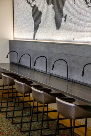 Imagen de los interiores del Hotel Renaissance Denver Central Park. Foto 18