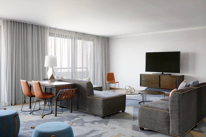 Imagen de la habitación del Hotel Renaissance Denver Central Park. Foto 12